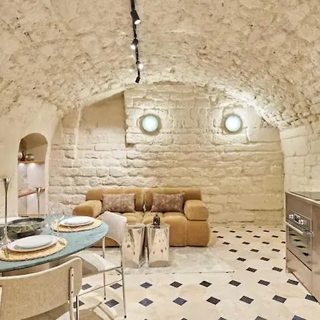 Villa Beautiful New Triplex On Place Des Vosges