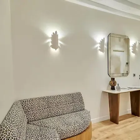 Beautiful New Triplex On Place Des Vosges