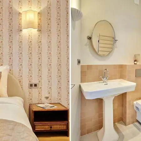 Beautiful New Triplex On Place Des Vosges * Париж
